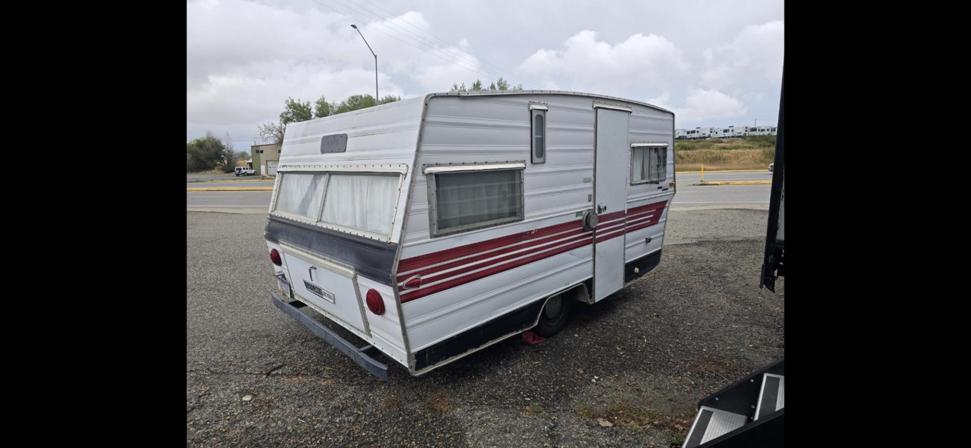 1966 White Aristocrat Lo Liner , located at 923 US HWY 87 E., Billings, MT, 59101, (406) 245-0456, 45.795788, -108.451881 - Cute and immaculate!!! 16 foot and dry weight of 1500 pounds. New tongue trailer brakes And tires. Dual propane tanks and battery, New flooring, Curtains and rods, New three burner propane stove with oven. Table makes into bed. Futon full size mattress. Bunk for small children out of the ceiling. Ne - Photo#1