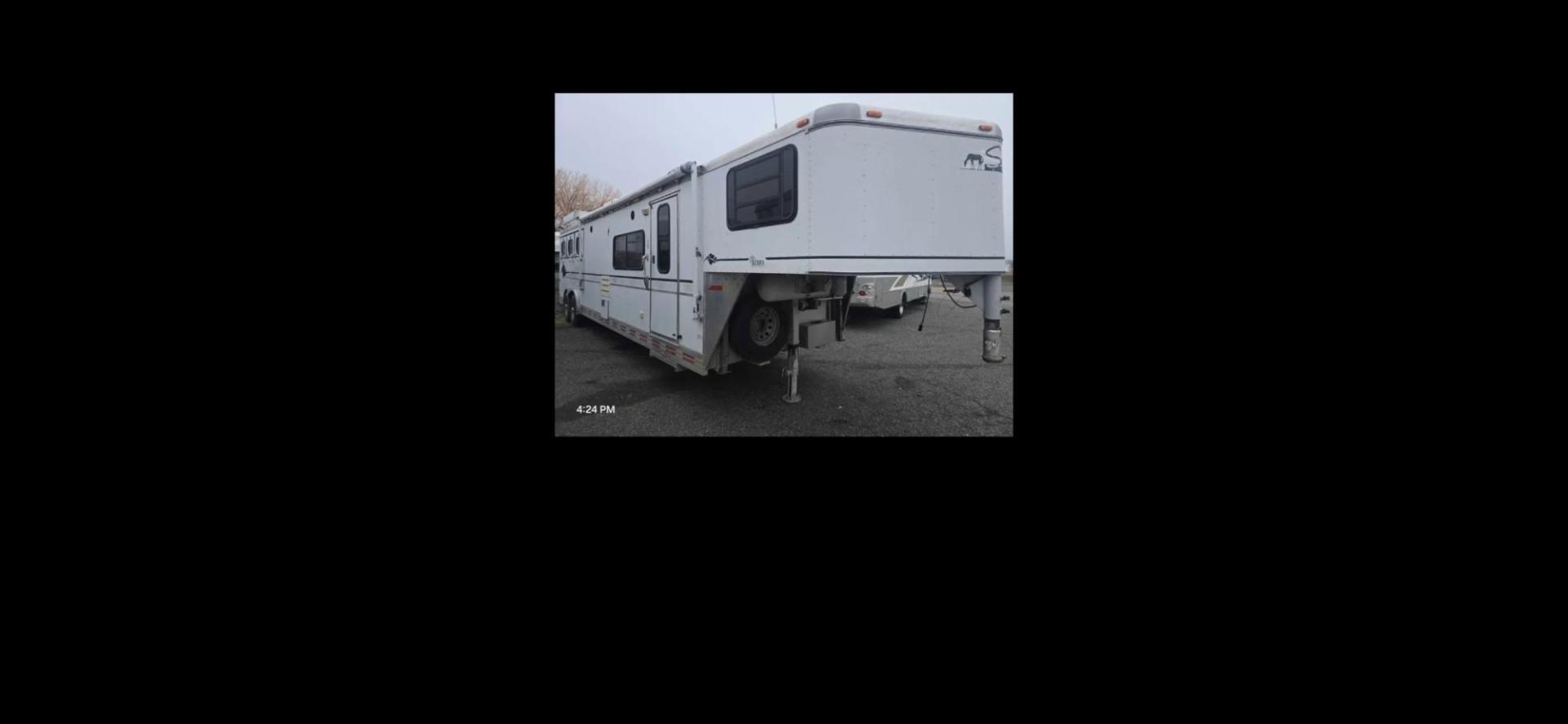 1998 Sundowner Sierra , located at 923 US HWY 87 E., Billings, MT, 59101, (406) 245-0456, 45.795788, -108.451881 - 1998 Sundowner Sierra 3 Horse LQ Located in Billings MT $21,900 1998 Sundowner Sierra 3 horse 8' wide, overall length 37', floor is 31' long, 11' short wall, 12' 5" long side. Aluminum on aluminum. Onan 4k gen w remote start... Rear fold down ramp... Mangers... drop down windows front side - Photo#0